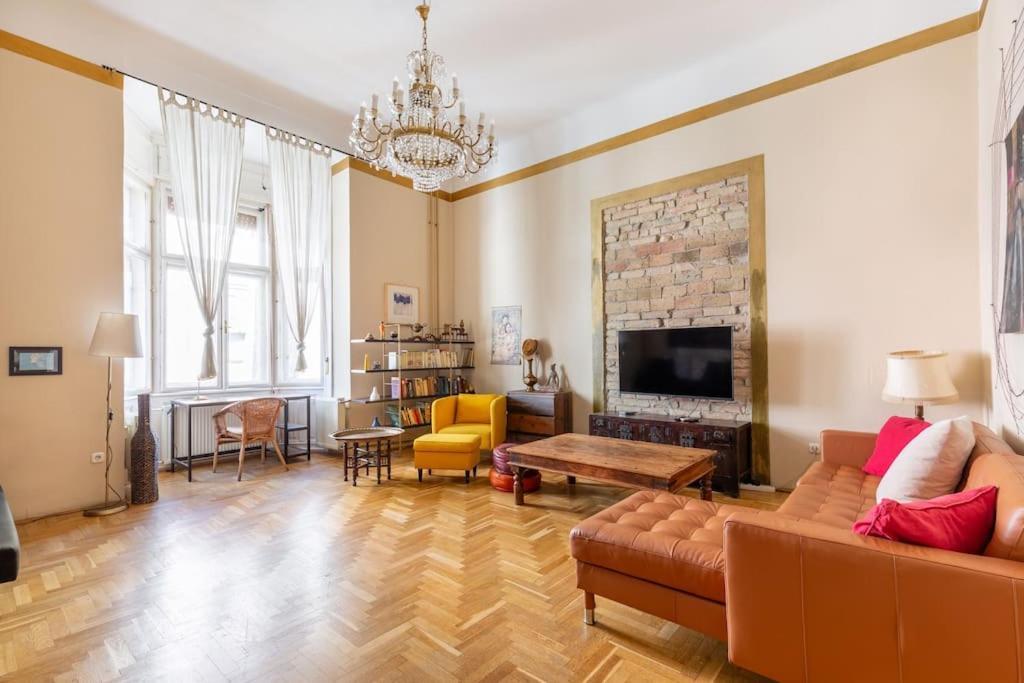 Bourgeois Boheme Apt. 88 M² City Center Budapest Ngoại thất bức ảnh