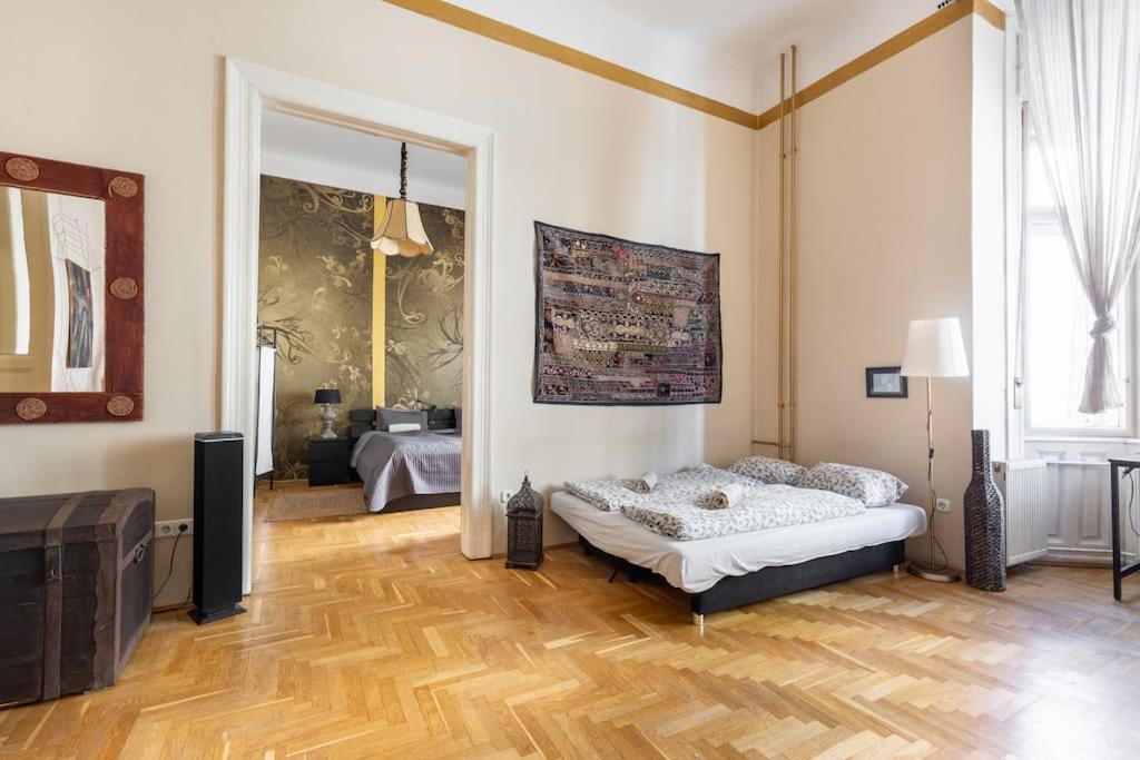 Bourgeois Boheme Apt. 88 M² City Center Budapest Ngoại thất bức ảnh